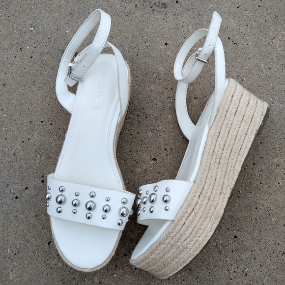 Marc Fisher Platform Espadrille Sandals in White - Picture 3 of 14